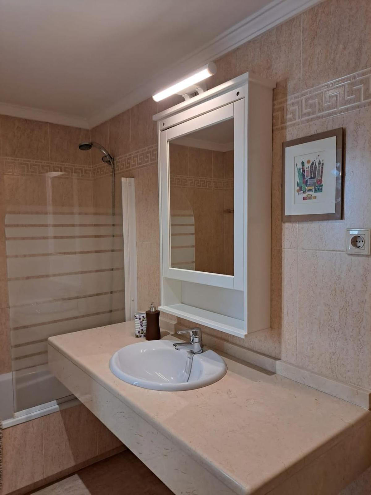 Apartemen Golden Mile Penthouse, Pool-parking, 5min Beach! *